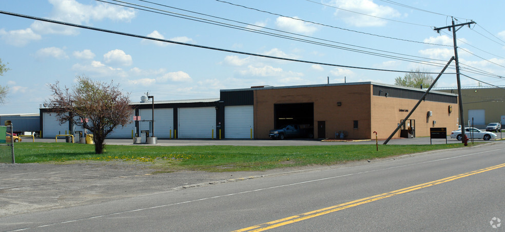 21171 Rt-12f, Watertown, NY for sale - Primary Photo - Image 1 of 1