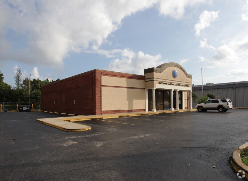 4625 Palm Beach Blvd, Fort Myers, FL for sale - Primary Photo - Image 1 of 1