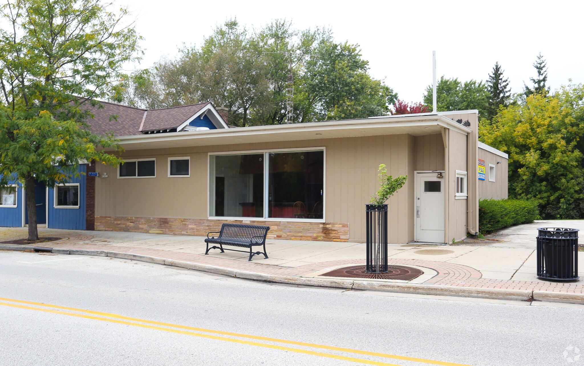 N51W34922 Wisconsin Ave, Okauchee, WI for sale Primary Photo- Image 1 of 1