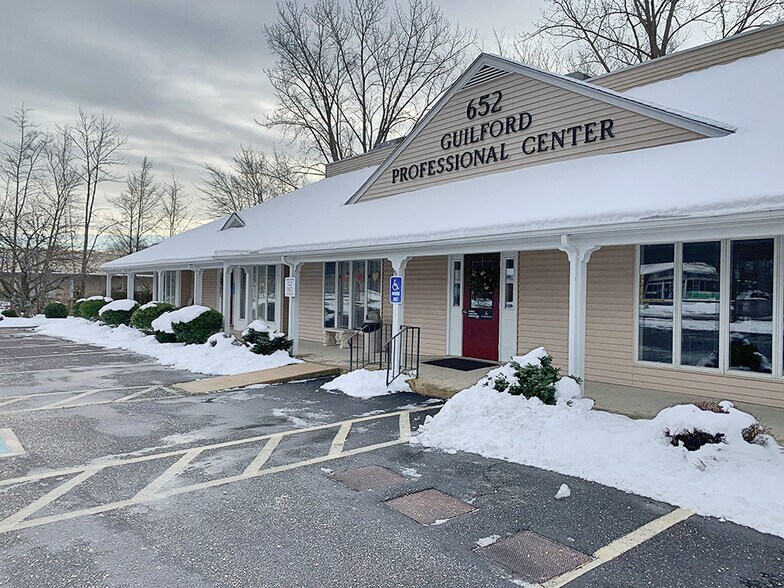 652 Boston Post Rd, Guilford, CT for sale - Building Photo - Image 1 of 1