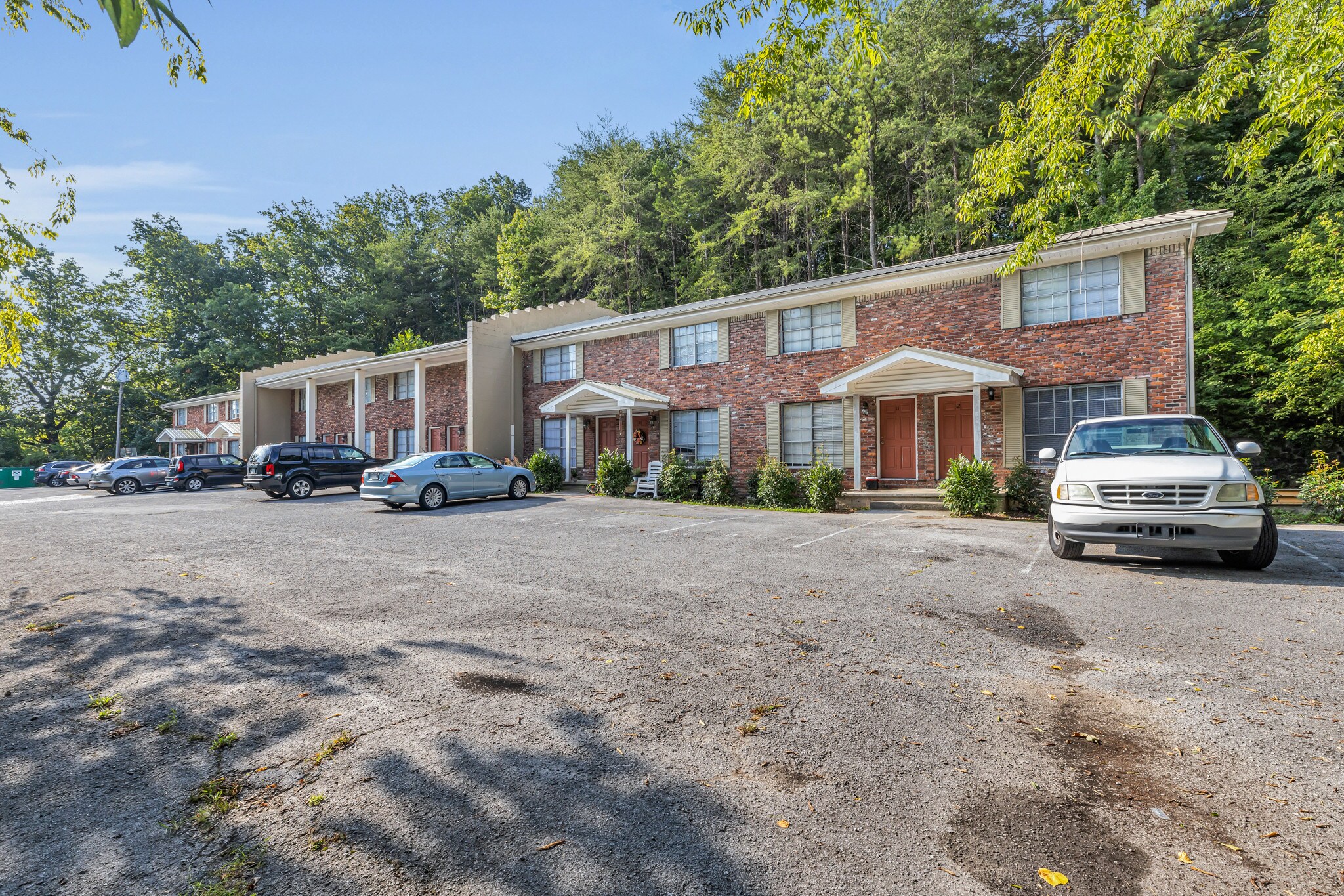 1312 Ely Rd, Hixson, TN for sale Primary Photo- Image 1 of 1