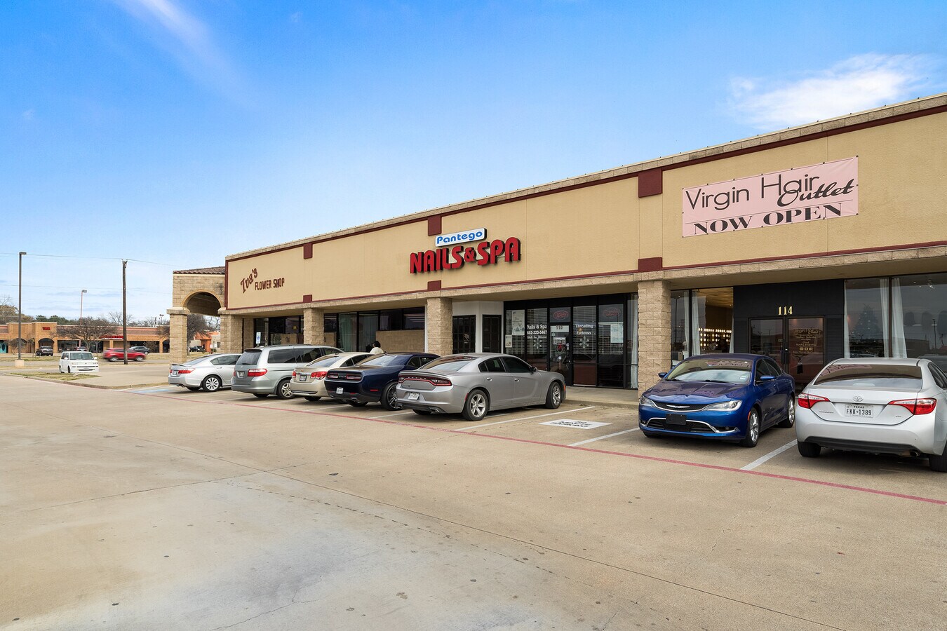 2400 W Pioneer Pky, Pantego, TX 76013 Four Seasons Plaza