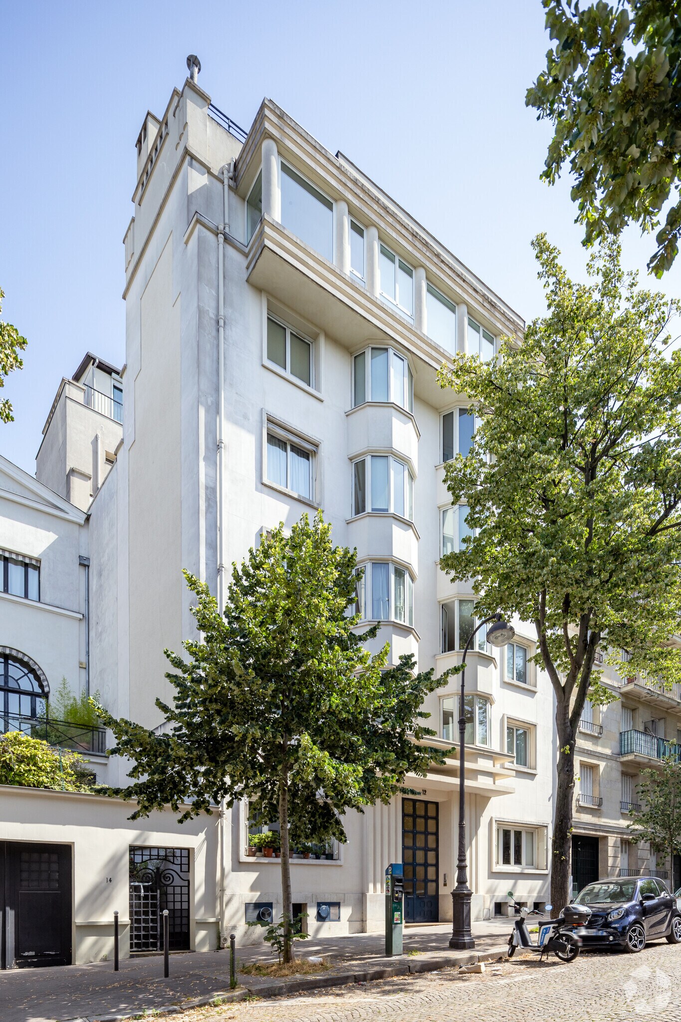 Multifamily in Paris for sale Primary Photo- Image 1 of 1