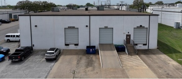 7451 Tower St, Richland Hills, TX for lease - Building Photo - Image 2 of 5