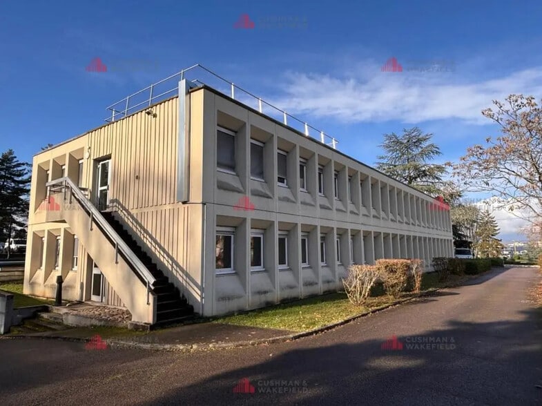 Office in Saint-Apollinaire for sale - Building Photo - Image 2 of 10