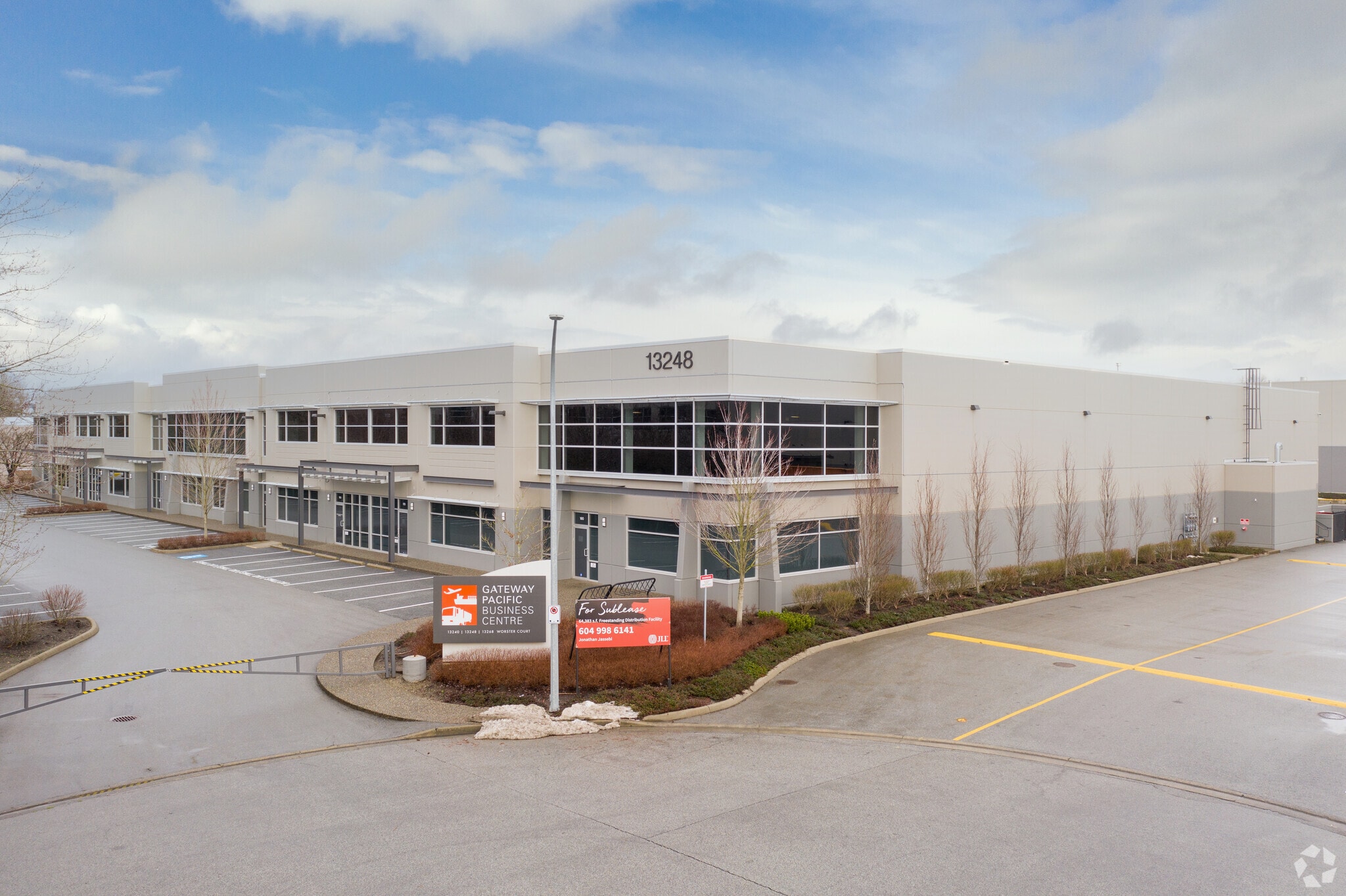 13248 Worster Ct, Richmond, BC for lease Primary Photo- Image 1 of 5