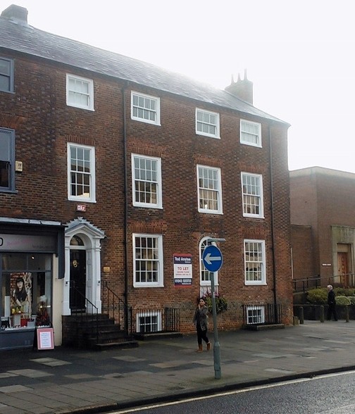 Southgate, Chichester for lease - Primary Photo - Image 1 of 2