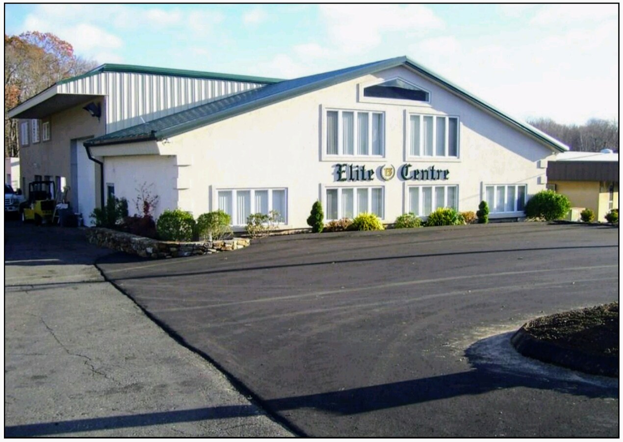 13 Town Line Rd, Wolcott, CT 06716