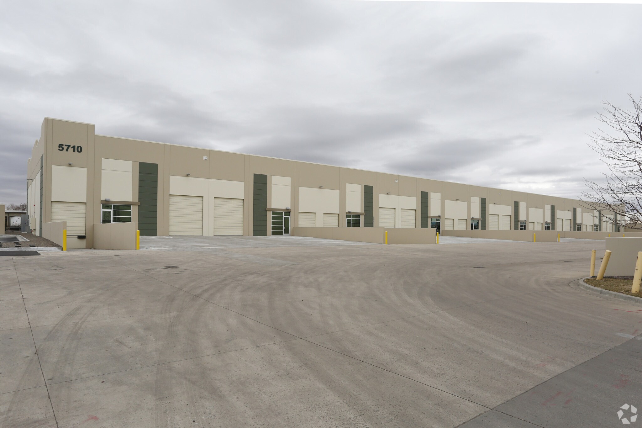 5710 E 56th Ave, Commerce City, CO for sale Primary Photo- Image 1 of 1