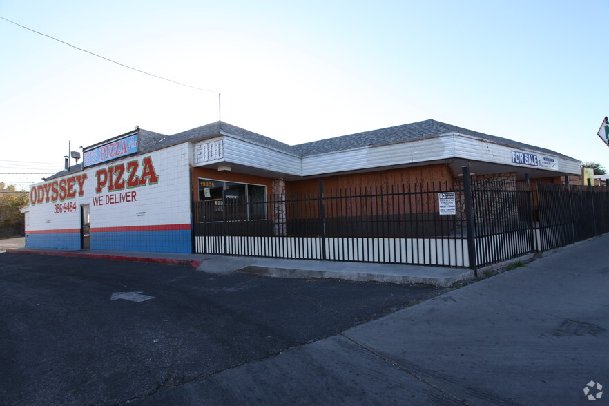 1930 Fremont St, Las Vegas, NV for sale - Building Photo - Image 3 of 23