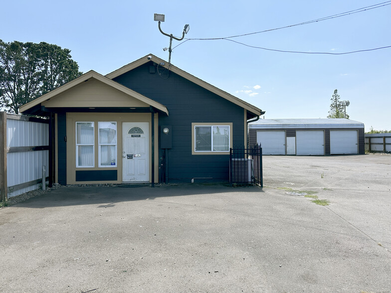 1370 Smith St NE, Salem, OR for lease - Building Photo - Image 1 of 10