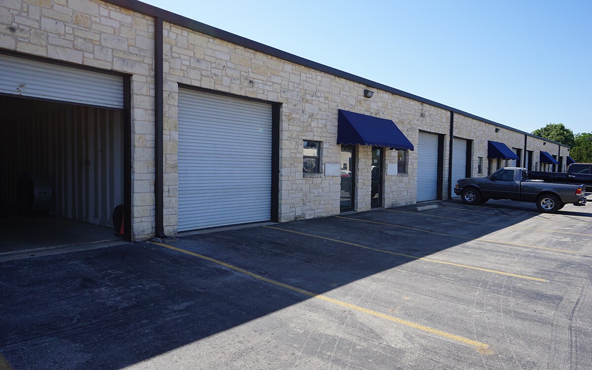 107 Halmar Cv, Georgetown, TX for sale Primary Photo- Image 1 of 1