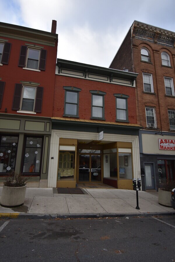 431 Northampton St, Easton, PA 18042