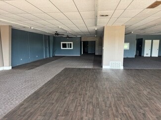 More details for 304 W Mcartor Rd, Dodge City, KS - Office/Retail for Lease