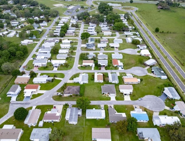 Heritage Wood N Lakes Estates, Wildwood, FL for sale - Building Photo - Image 1 of 97