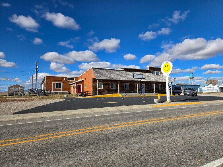 109 High St, Judith Gap, MT for sale - Building Photo - Image 1 of 1