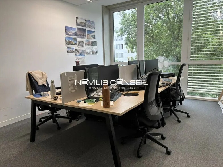 Office in Toulouse for lease - Interior Photo - Image 1 of 6