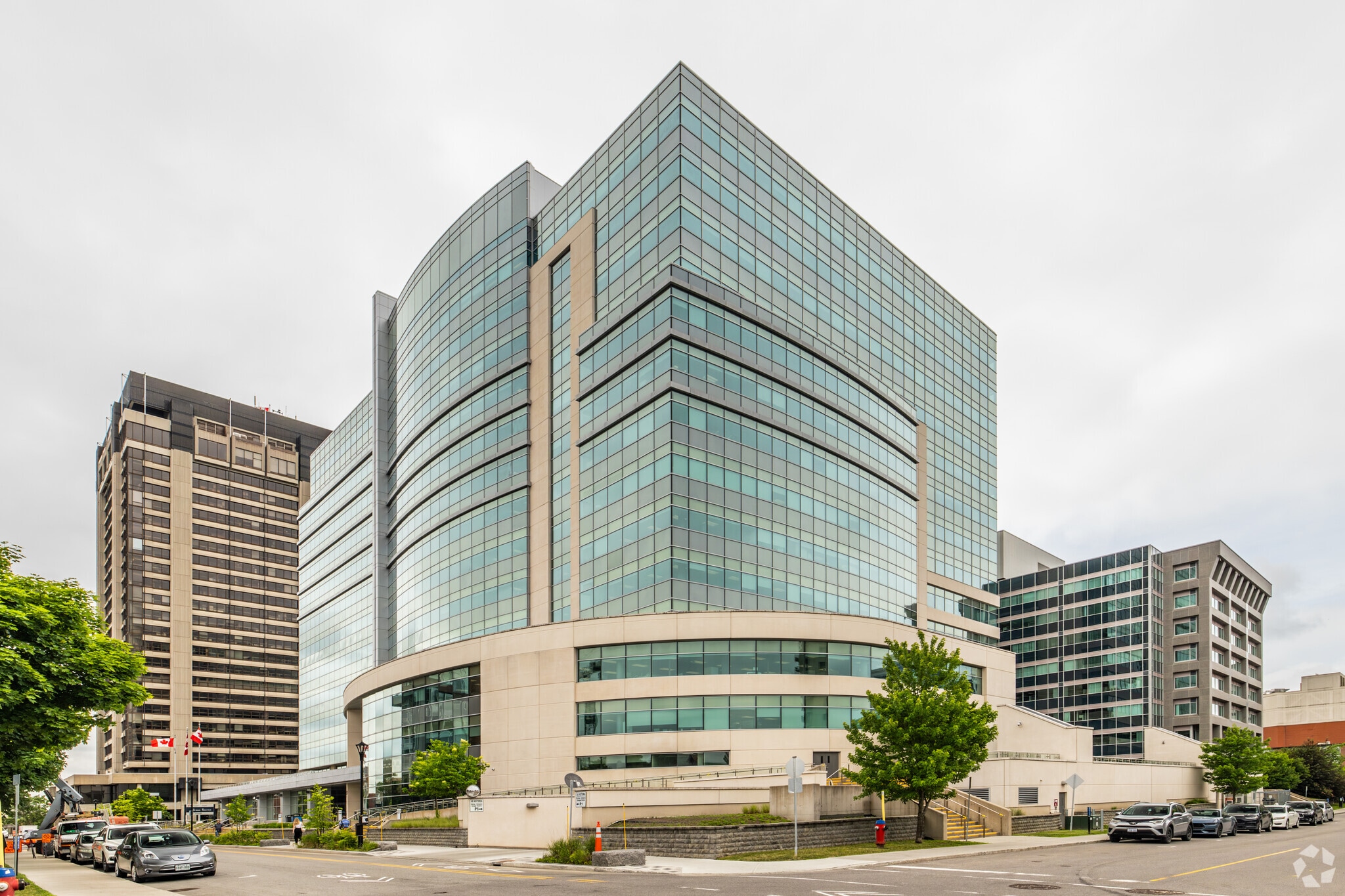 30 Rue Victoria, Gatineau, QC for sale Primary Photo- Image 1 of 1