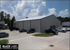 7,500 SF With 7,700 SF Yard Space - Warehouse