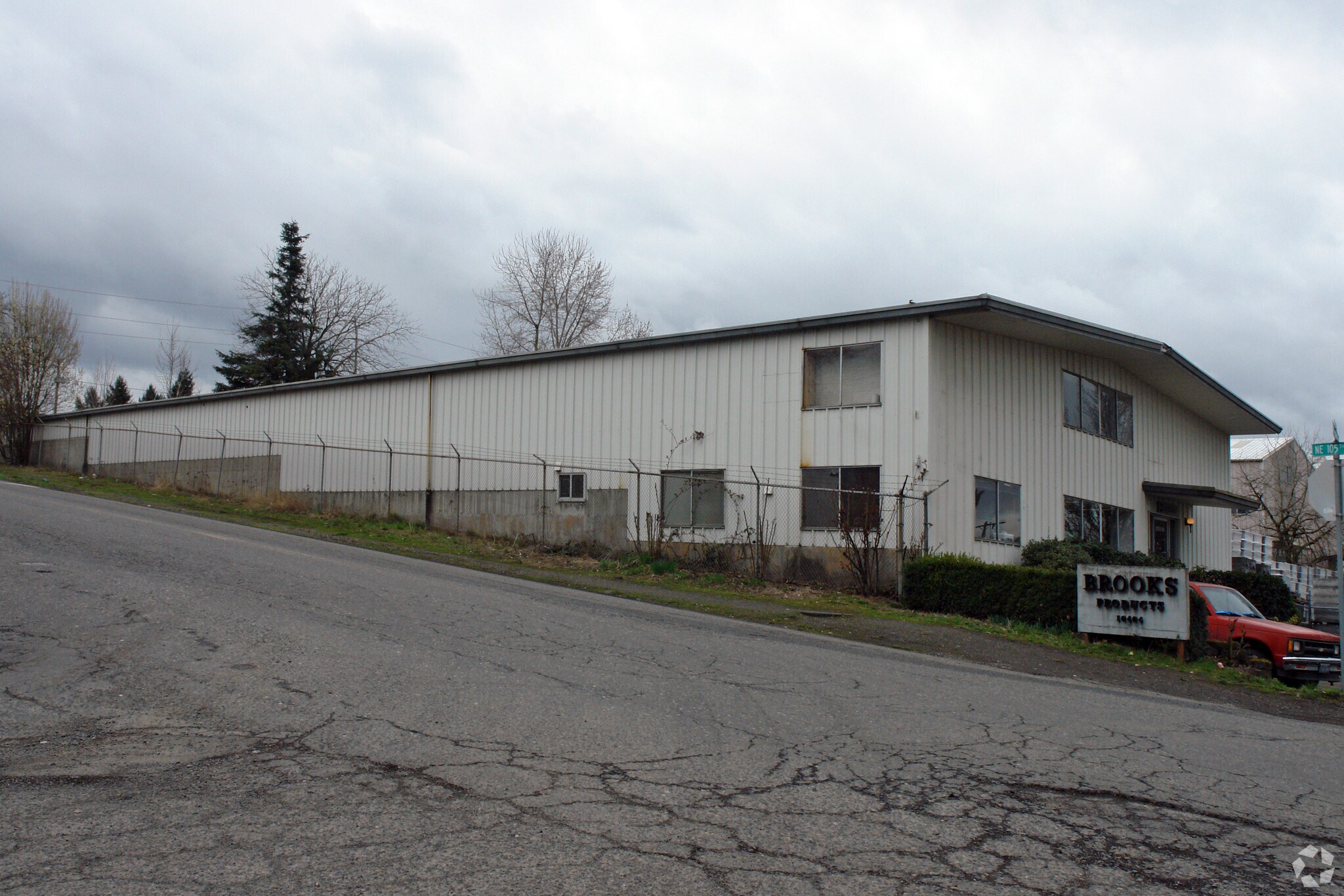 10404 NE Marx St, Portland, OR for sale Building Photo- Image 1 of 1