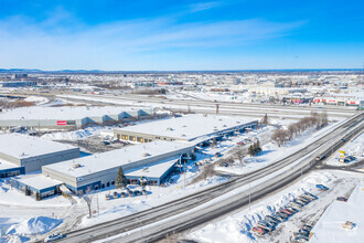 2048 Aut 440, Laval, QC - aerial  map view