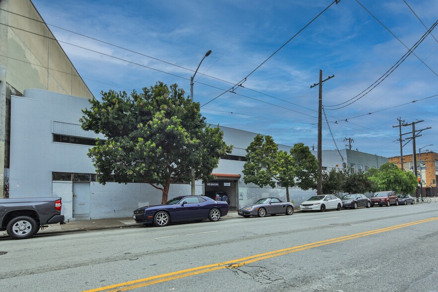2736 16th St, San Francisco, CA for lease - Building Photo - Image 1 of 7
