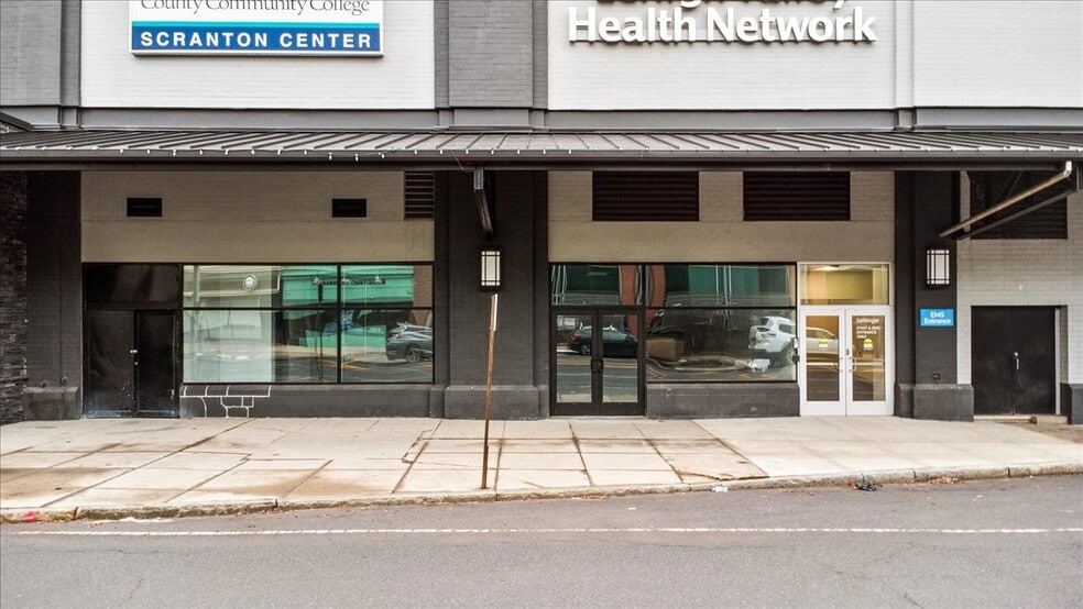 300 Lackawanna Ave, Scranton, PA for lease - Building Photo - Image 2 of 10