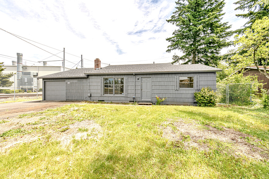 Magic City Garage, Gresham, OR for sale - Building Photo - Image 1 of 23