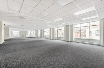 Spring Gardens, Gainsborough for lease Interior Photo- Image 1 of 4