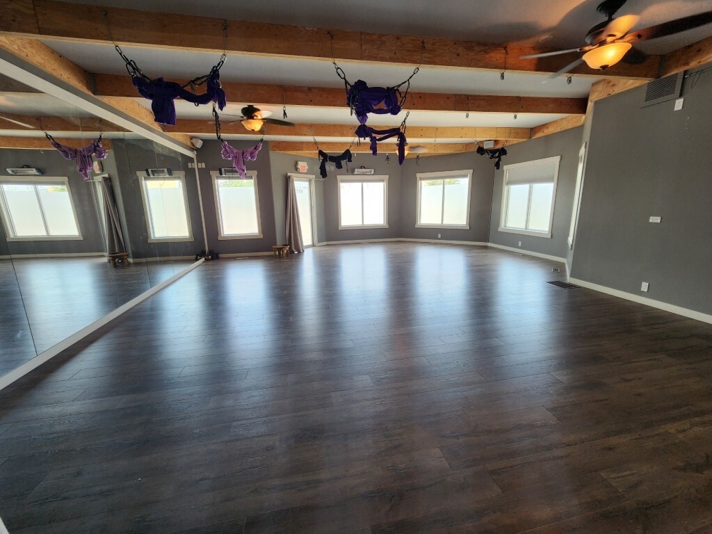 95 Brent Blvd, Strathmore, AB for lease Interior Photo- Image 1 of 8