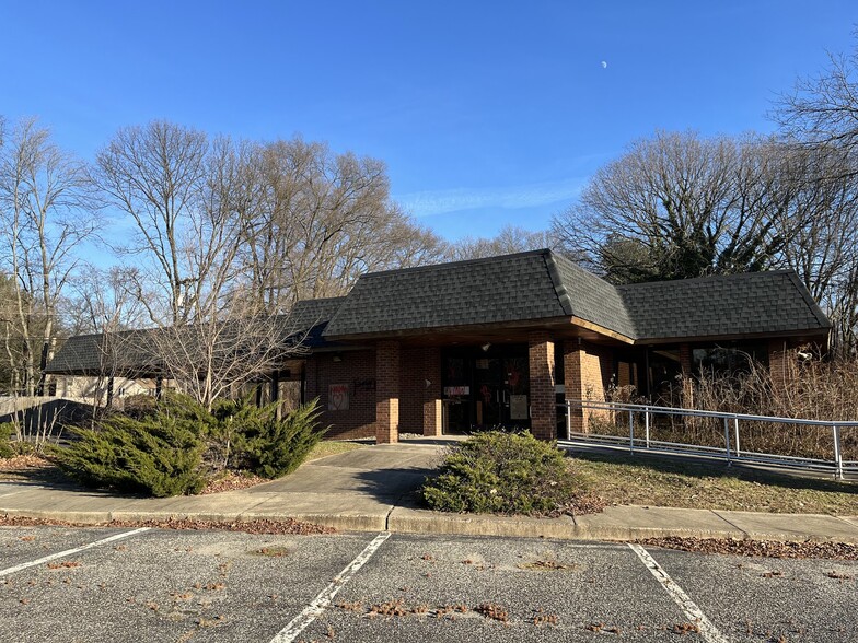 2932 Haddonfield Rd, Pennsauken, NJ for sale - Building Photo - Image 1 of 1