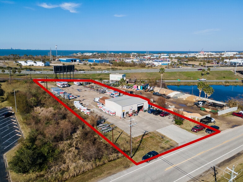8428 Teichman Rd, Galveston, TX for sale - Aerial - Image 2 of 24
