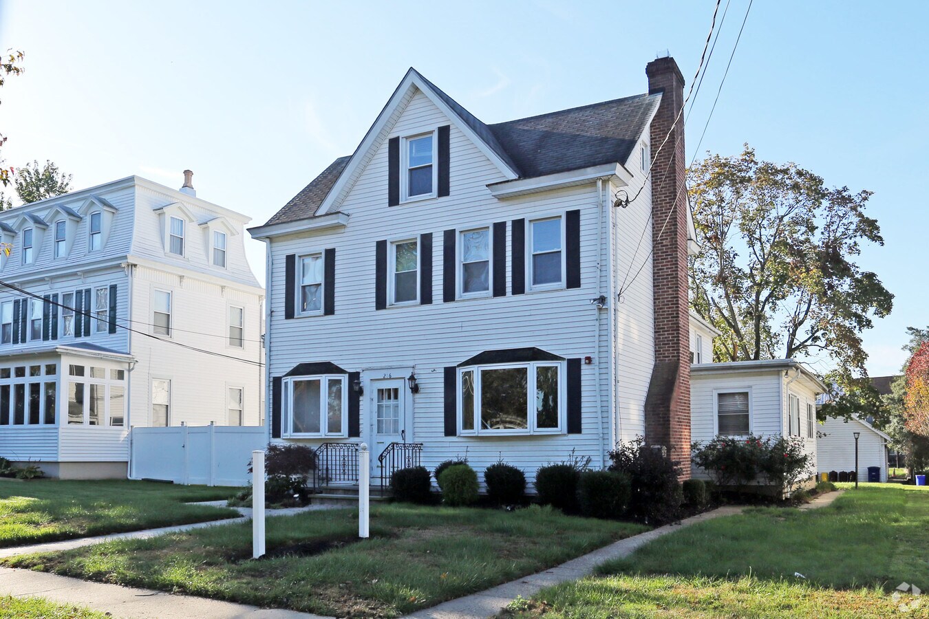 216 E Front St, Florence, NJ 08518
