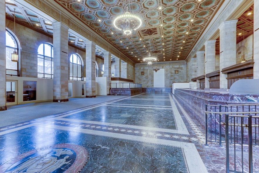 1 W State St, Trenton, NJ for lease - Interior Photo - Image 2 of 12