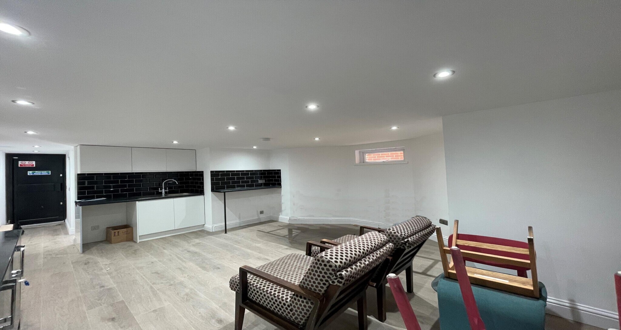 62-66 Station Rd, Upminster for lease Interior Photo- Image 1 of 2