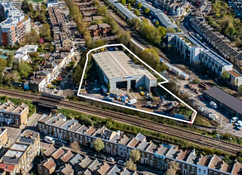 Shakespeare Rd, London for sale Primary Photo- Image 1 of 1