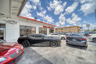 3202 E 4 Ave, Hialeah, FL for lease Building Photo- Image 2 of 20