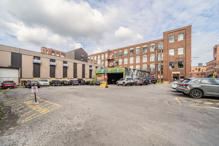 4035 Rue Saint-Ambroise, Montréal, QC for lease - Building Photo - Image 3 of 12