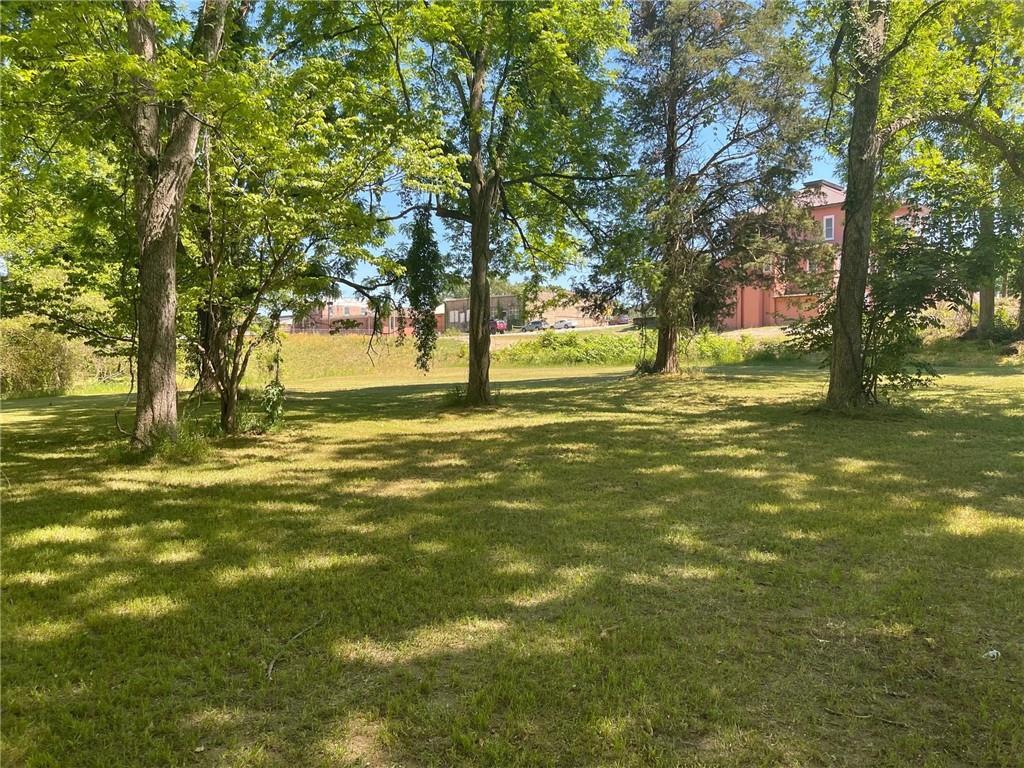 00 North Broad, Walhalla, SC 29691