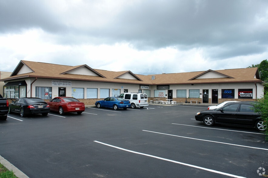 S Ridgewood Ave Portfolio portfolio of 2 properties for sale on LoopNet.com - Primary Photo - Image 2 of 2