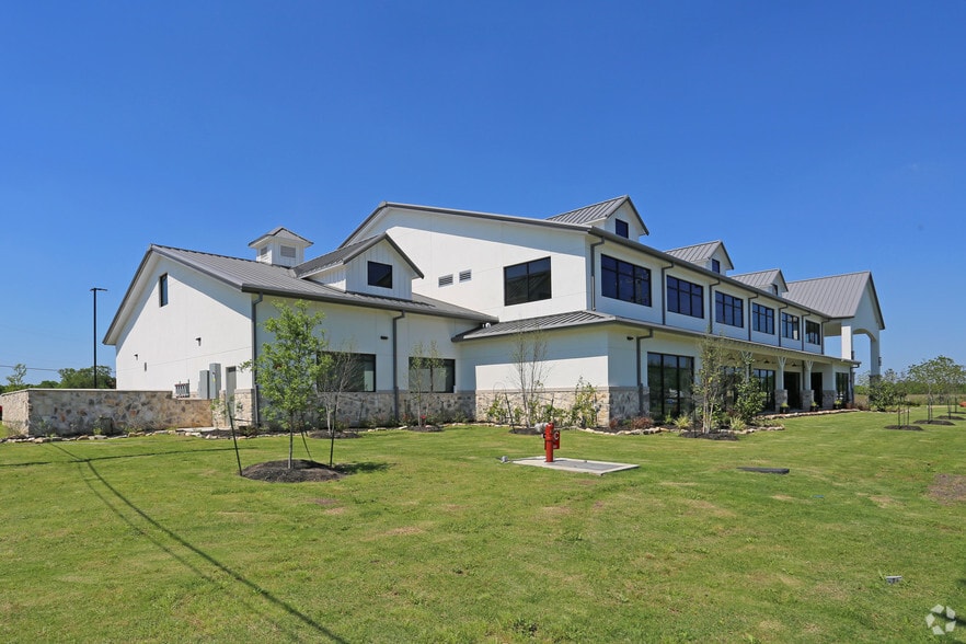 4300 FM 2351 Rd, Friendswood, TX for lease - Primary Photo - Image 3 of 94