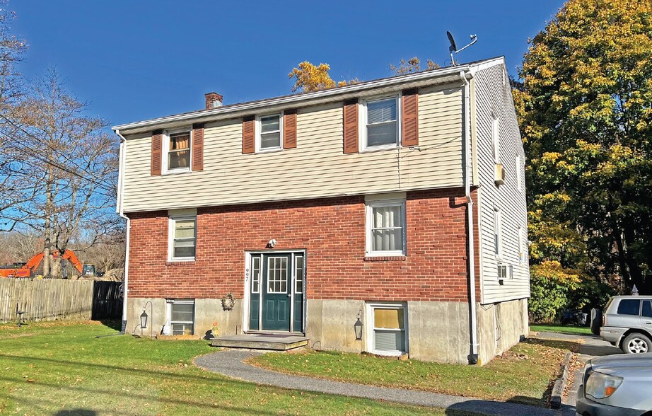 997 Broadway, Raynham, MA for sale - Building Photo - Image 1 of 13