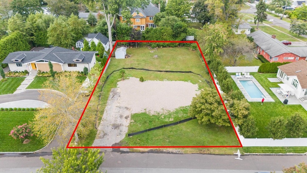 38 Cook Rd, Stamford, CT for sale - Building Photo - Image 2 of 11