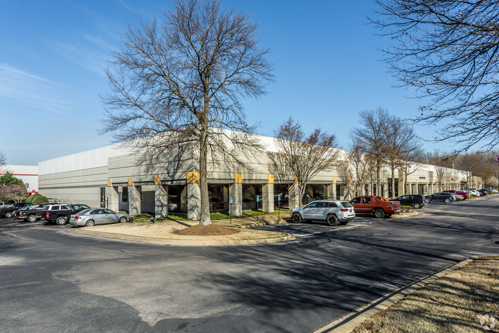 3919-3967 Hickory Hill Rd, Memphis, TN for lease Building Photo- Image 1 of 8