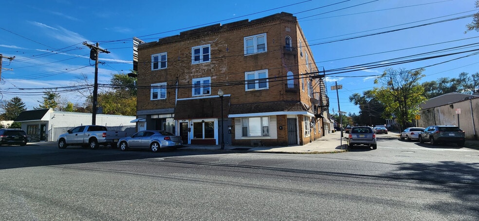 4100-4104 Maple Ave, Pennsauken, NJ for lease - Building Photo - Image 1 of 3