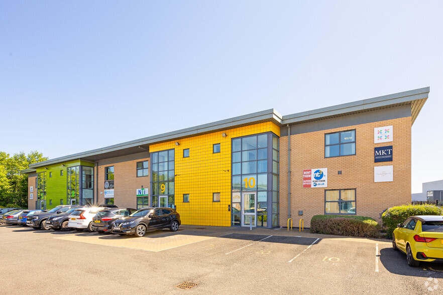 Henry Boot Way, Hull for lease - Building Photo - Image 1 of 4