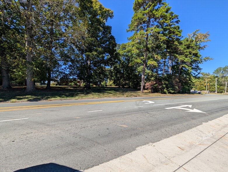 3015 S NC Highway 87, Graham, NC for sale - Building Photo - Image 3 of 14