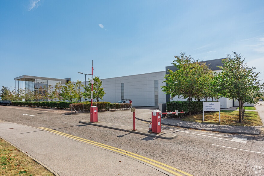 1 Harvest Ave, Dyce for sale - Primary Photo - Image 1 of 1