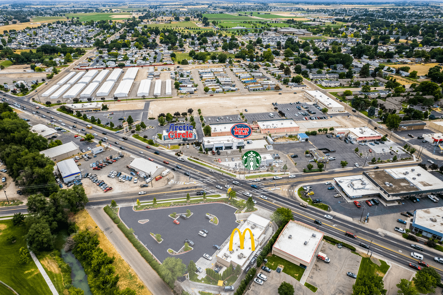 3110 E Cleveland Blvd, Caldwell, ID for sale - Building Photo - Image 1 of 1