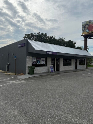 More details for 2113-2115 Citrus Blvd, Leesburg, FL - Retail for Lease
